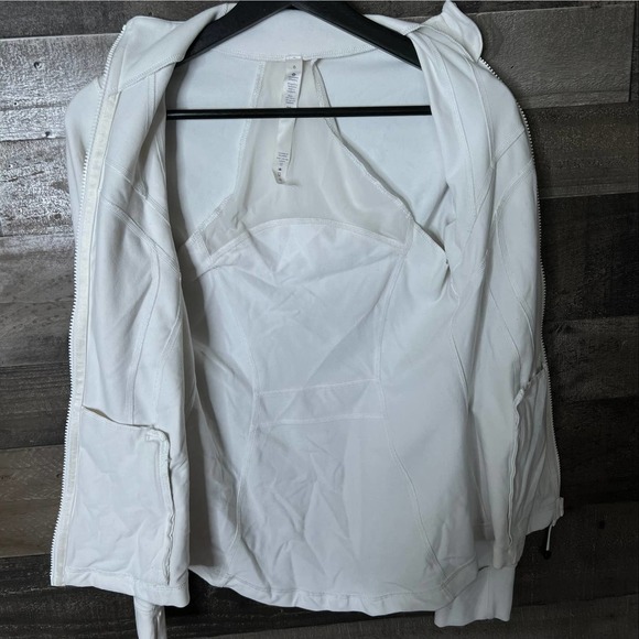 SOLD Lululemon Define Jacket 6 - Picture 3 of 3